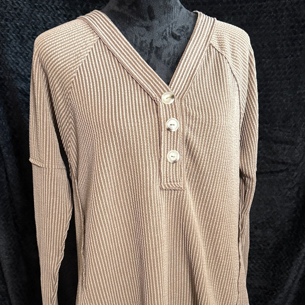 ANDREE BY UNIT Brown Striped Top